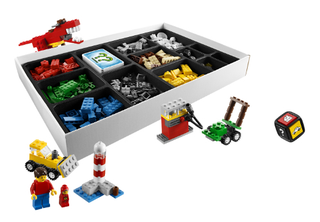 Illustration for article titled This Season's Must-Buy LEGO Sets